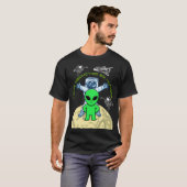 UFO Alien ontvoerd door mensen T-shirt (Voorkant volledig)