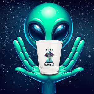 UFO Hunter   Ai Art met UFO en Alien Shot Glas