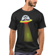 UFO-kabeljauw vs. Alien-Shirt