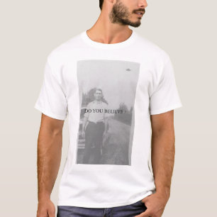 UFO's: GELOOF JE T-shirt