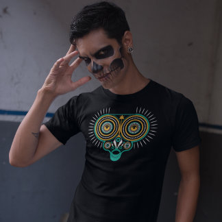 Uil Tribe Ornamenten T-shirt