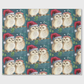 Uilen kerstavond knuffelen paar kerstmuts cadeaupapier (Vlak)