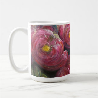 Uitbundige roze bloemschildering koffiemok