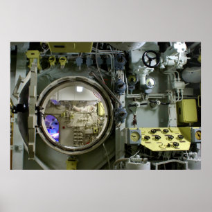 uitkomen op een oude retro-onderzeeër poster