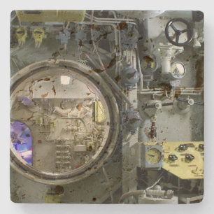 uitkomen op een oude retro-onderzeeër stenen onderzetter