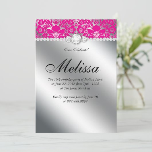 Uitnodiging Sweet 16 bloemendamask roze zilver (Staand voorkant)