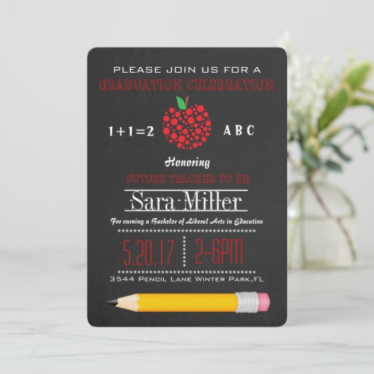 Uitnodiging tot Afstuderen voor Potlood en Apple T (Staand voorkant)