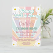 Uitnodiging voor 3e verjaardag meisje Retro Hippy (Staand voorkant)