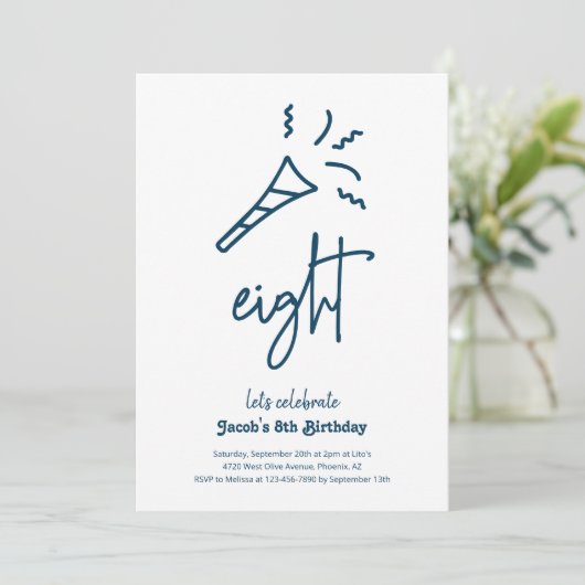 Uitnodiging voor 8e verjaardagsfeestje voor jongen (Staand voorkant)