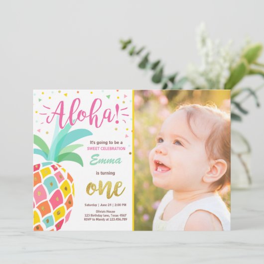 Uitnodiging voor ananas verjaardag Tropical Luau H (Staand voorkant)