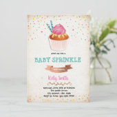 Uitnodiging voor cupcake baby sprinkle feestje (Staand voorkant)