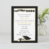 Uitnodiging voor Elegant Black and Gold Graduation (Staand voorkant)