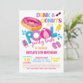 Uitnodiging voor zwembadfeest met Dunk & Donuts (Staand voorkant)
