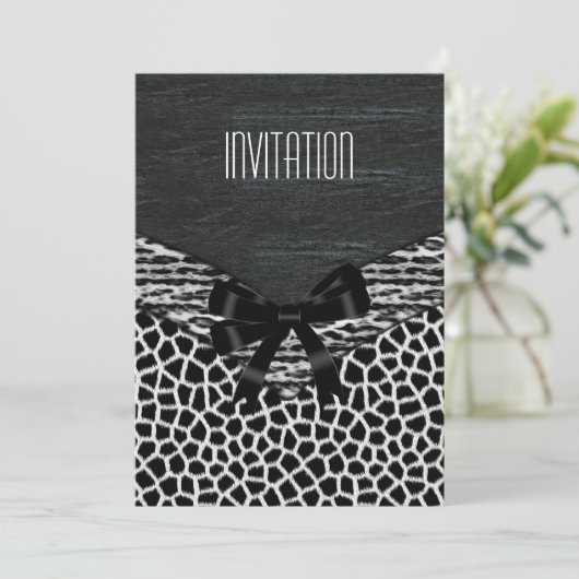 Uitnodiging Wild Zwart Wit (Staand voorkant)