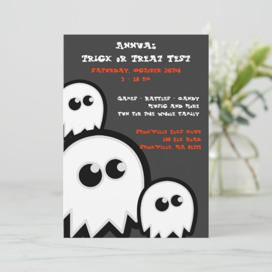 Uitnodigingen van Ghosts Halloween-partij (Staand voorkant)