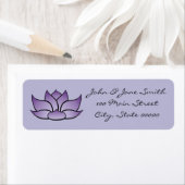 Uitstekende Lotus in Paarse Return Address Label (Insitu)