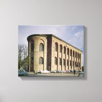 Uitzicht buitenzijde van de Aula Palatina, ingebou