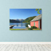 Uitzicht en bothuis van Noorse fjord Canvas Afdruk (Insitu (Houten vloer))