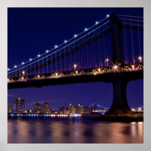 Uitzicht Manhattan-brug 's nachts Poster