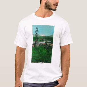 Uitzicht op afstand van Glacier Peak en Town T-shirt