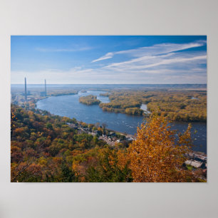 Uitzicht op Alma en de rivier Poster