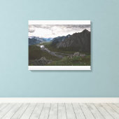 Uitzicht op de Brooks Range: Canvas Uncropped Afdruk (Insitu (Houten vloer))