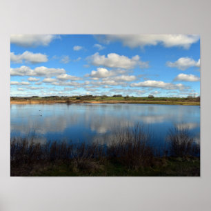 Uitzicht over watergebieden poster