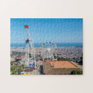 Uitzicht van Barcelona uit de puzzel van Tibidabo