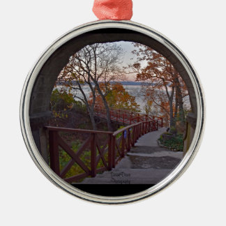 Uitzicht van binnenuit gezien vanuit de Bannerman Metalen Ornament
