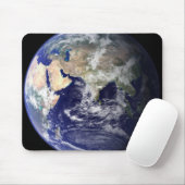 Uitzicht van de aarde vanuit de ruimte muismat (Met muis)