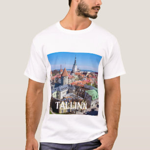 Uitzicht van de binnenstad van Tallinn in Estland T-shirt