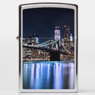 Uitzicht van de Brooklyn bridge-reflectie in New Y