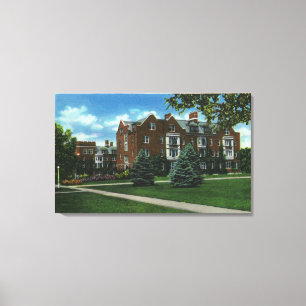 Uitzicht van de buitenzijde van Josselyn Hall, Vas Canvas Afdruk