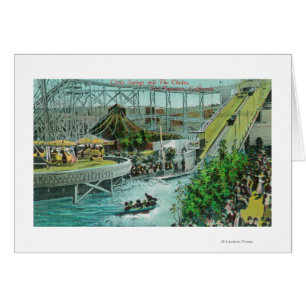 Uitzicht van de cirkelschommelingen en de Chutes