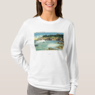 Uitzicht van de grot van Kind op Squirrel Island T-shirt