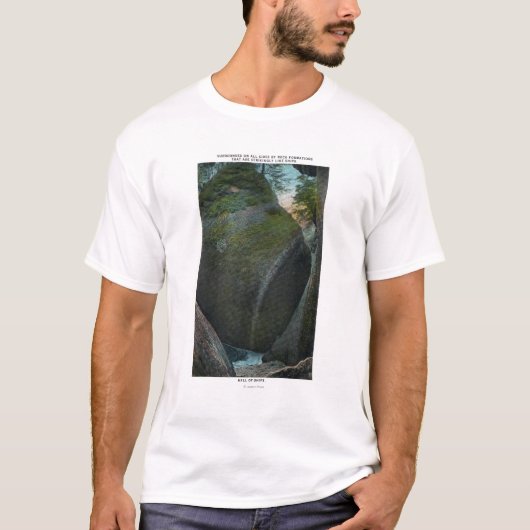 Uitzicht van de Hall of Ships, Rock Formations T-shirt (Voorkant)