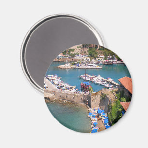 Uitzicht van de haven, strand Mermerly in Antalya Magneet