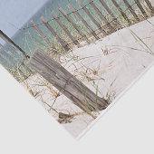 Uitzicht van de oceaan door het strandhek tissuepapier (Detail)