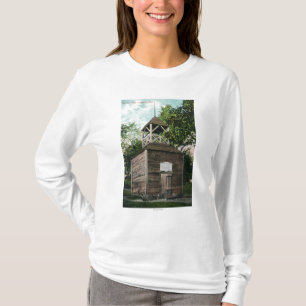 Uitzicht van de oude gordijn # 2 t-shirt