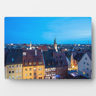 Uitzicht van de oude stad Nuremberg 's nachts Fotoplaat