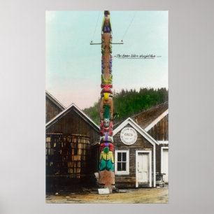 Uitzicht van de Raven Totempole Wrangell, AK Poster
