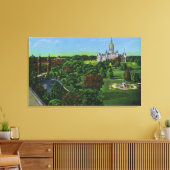 Uitzicht van de staatskapitolgronden, Memorial Arc Canvas Afdruk (Insitu (Woonkamer))