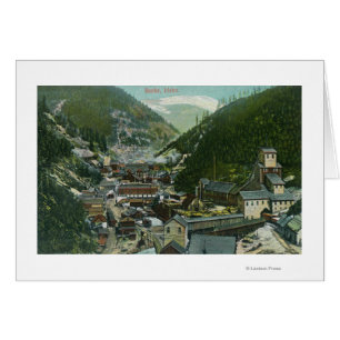 Uitzicht van de stad en de bergenBurke, ID