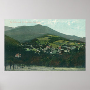 Uitzicht van de stad en Mt. Tamalpais Poster