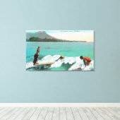 Uitzicht van de Surfers Board Riding, één die een Canvas Afdruk (Insitu (Houten vloer))