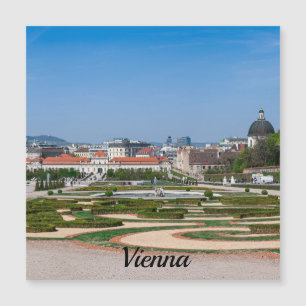Uitzicht van de tuinen nabij het paleis van de Bel
