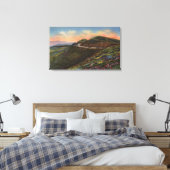 Uitzicht van de Twin Peaks & Highway Canvas Afdruk (Insitu (Slaapkamer))