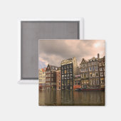 Uitzicht van de unieke architectuur en bekabeld magneet (Voorkant / Achterkant)