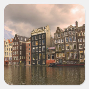Uitzicht van de unieke architectuur en bekabeld vierkante sticker