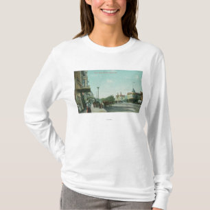 Uitzicht van een Street ScenePacific Grove, CA T-shirt